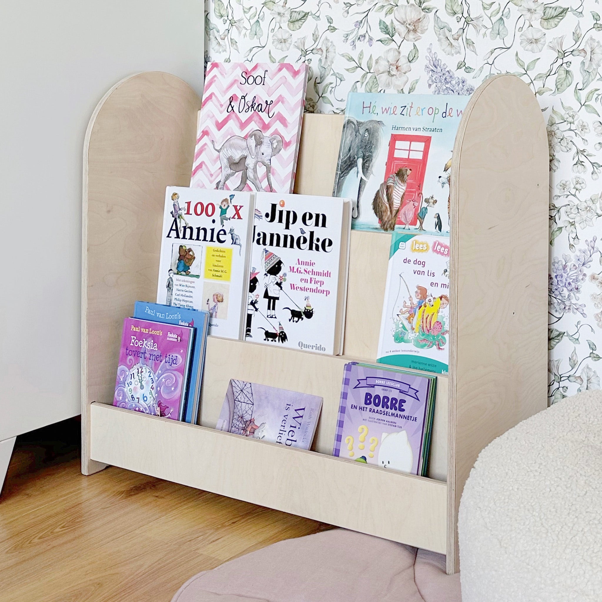 Round Montessori bookcase children's room | 3 shelves -  natural