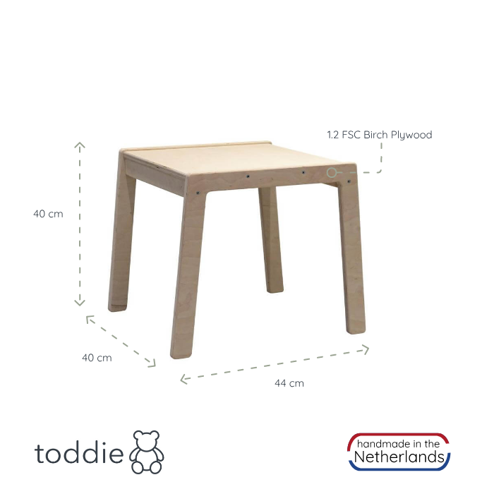 Wooden children's table 1-4 years - natural