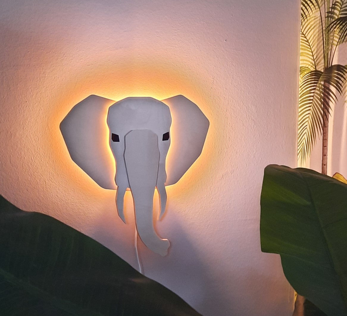 Lampada da parete per camerette in legno | Elefante 3D, compensato