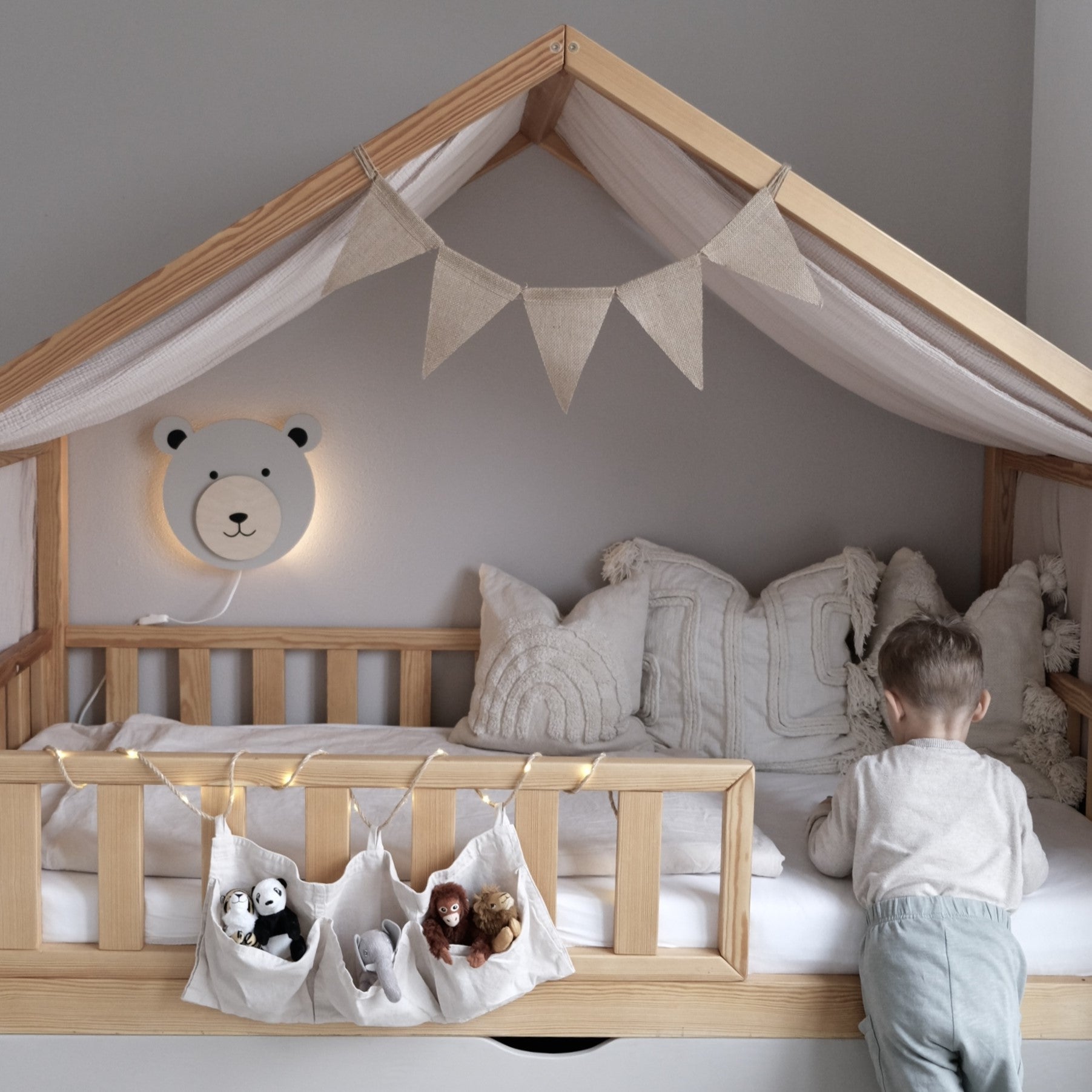 Wooden wall lamp children's room | Teddy - beige