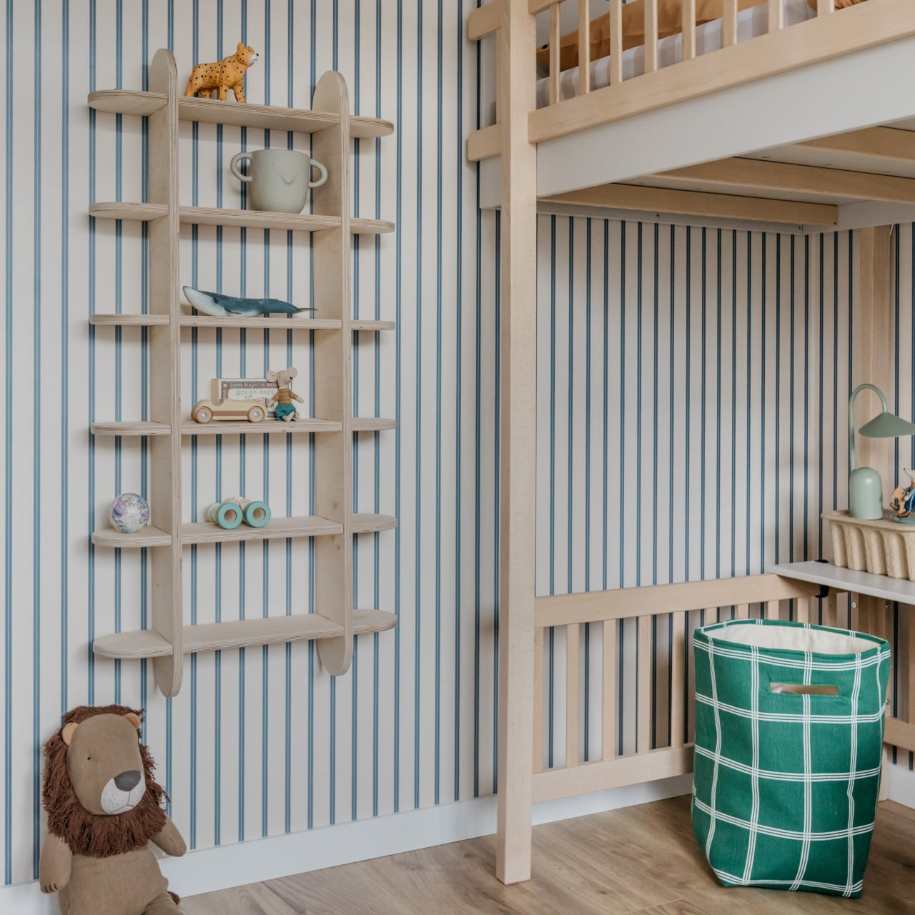 Round book wall cabinet children's room | Compartmental cabinet 6 shelves - natural