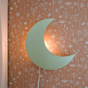 Załaduj obraz do przeglądarki galerii, Wooden children’s room wall lamp | Moon - gold - toddie.com